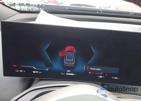 2026 BMW Ix M70 из США, поврежденный, VIN WB563CF01TCW08876